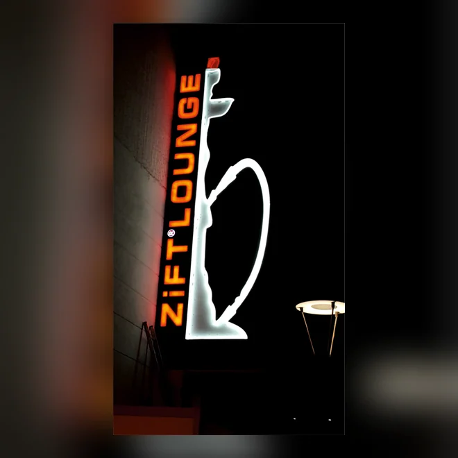 Cephe tabelası — Neon Tabela