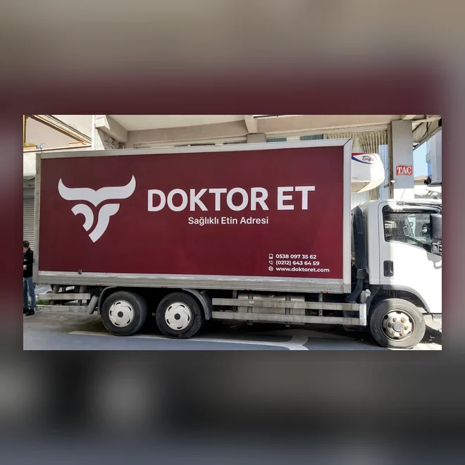 Komyon Kasa Reklam — Araç Giydirme