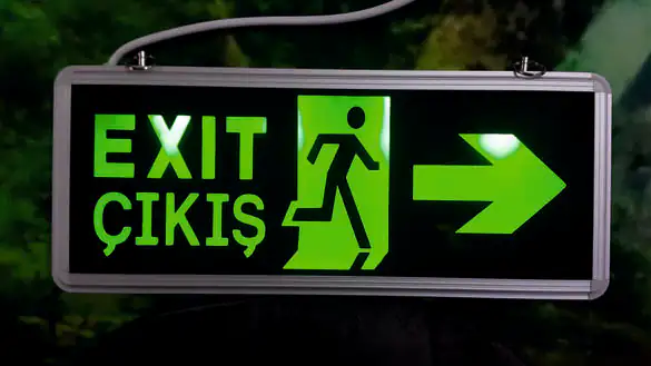 ACİL ÇIKIŞ TABELASI